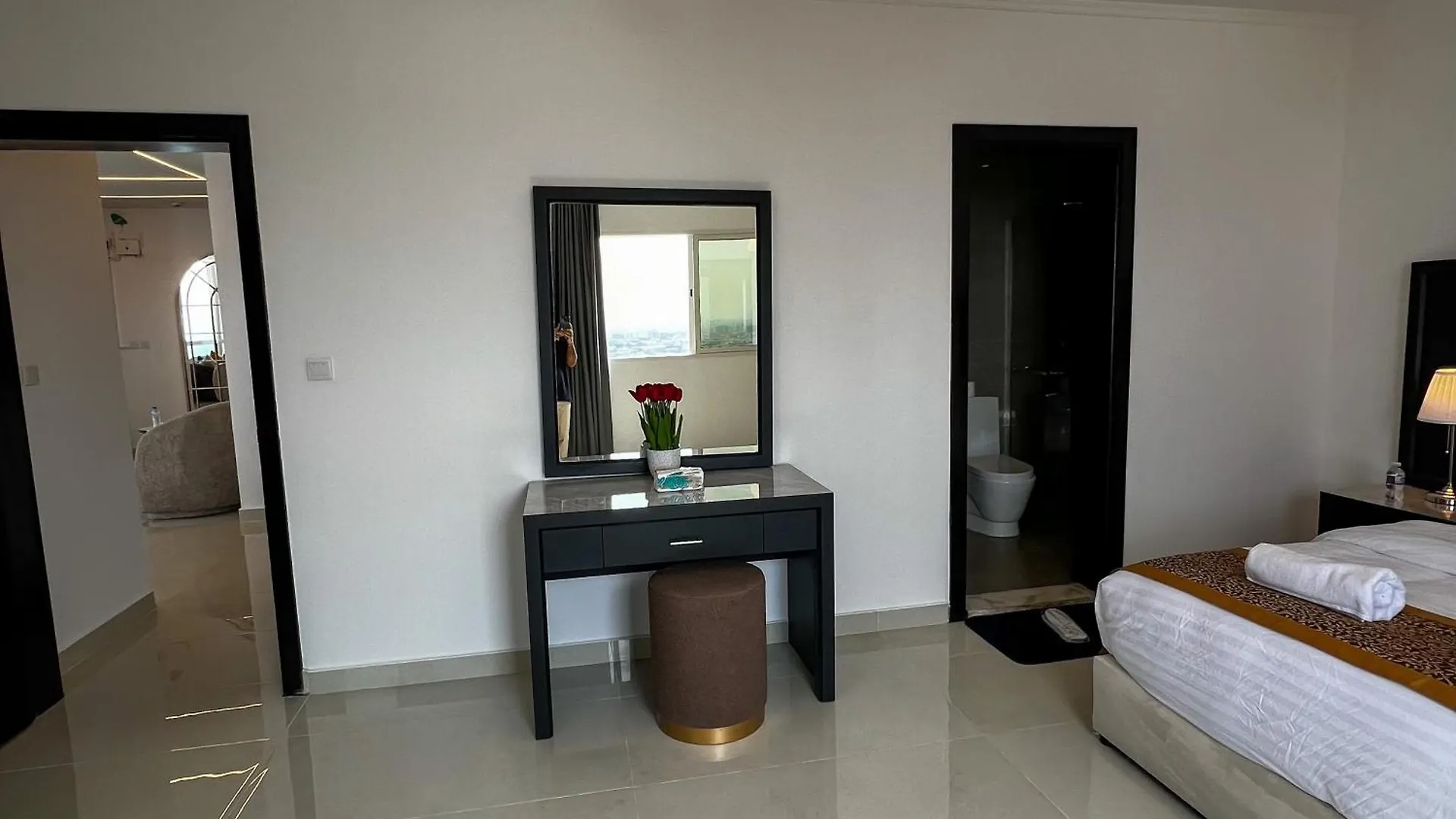 Sky-High Villa فيلا عنان السماء Jeddah Apartment